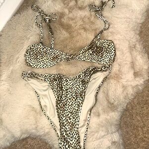 KENDALL + KYLIE BIKINI SIZE L